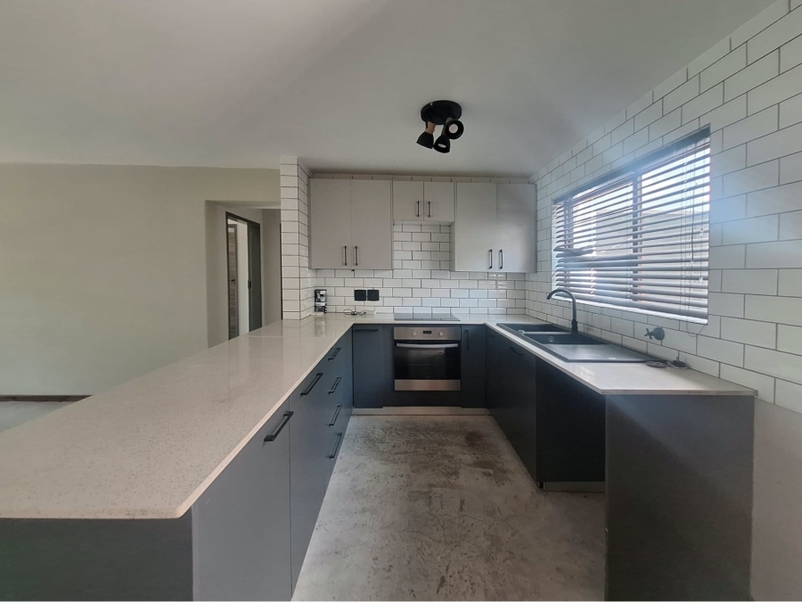 2 Bedroom Property for Sale in Kosmos North West
